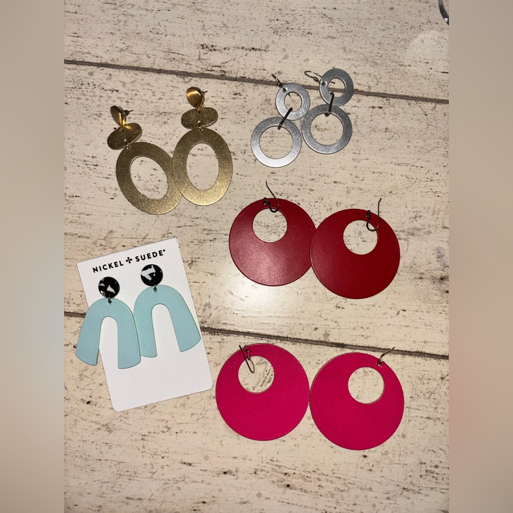 Set of 19 Nickel & Suede earrings. - Picture 2 of 16